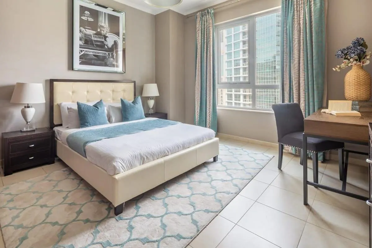Frank Porter - The Residences Tower 8 Dubai